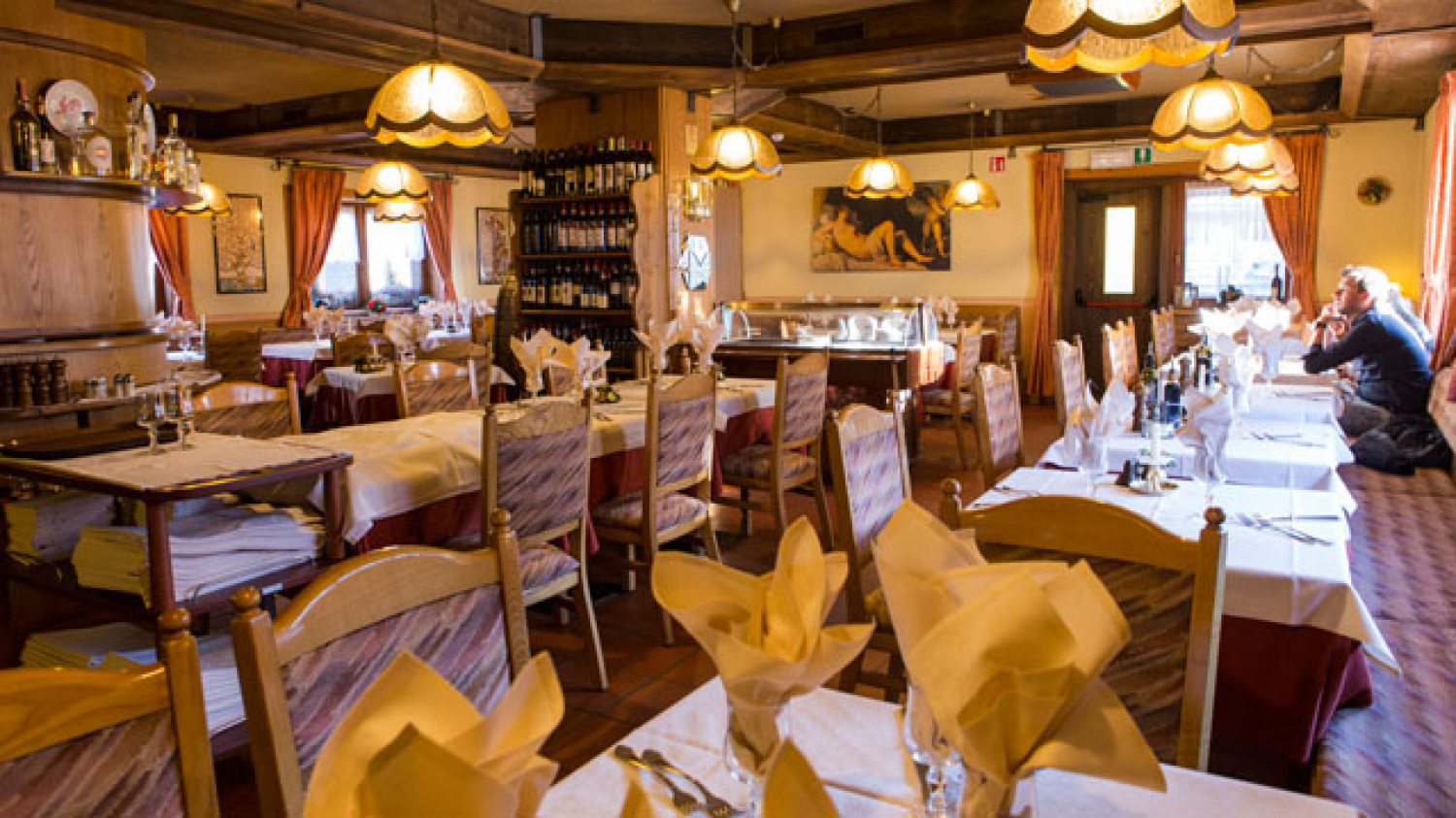 https://www.valtellinaok.com/Foto/Ristoranti/80/ristorante la baita livigno.jpg